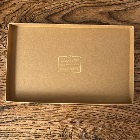 Coach Gift Box - Picture 3 of 4